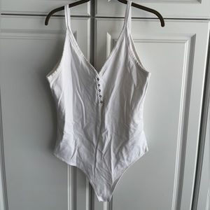 Abercrombie Soft Af body suit XL